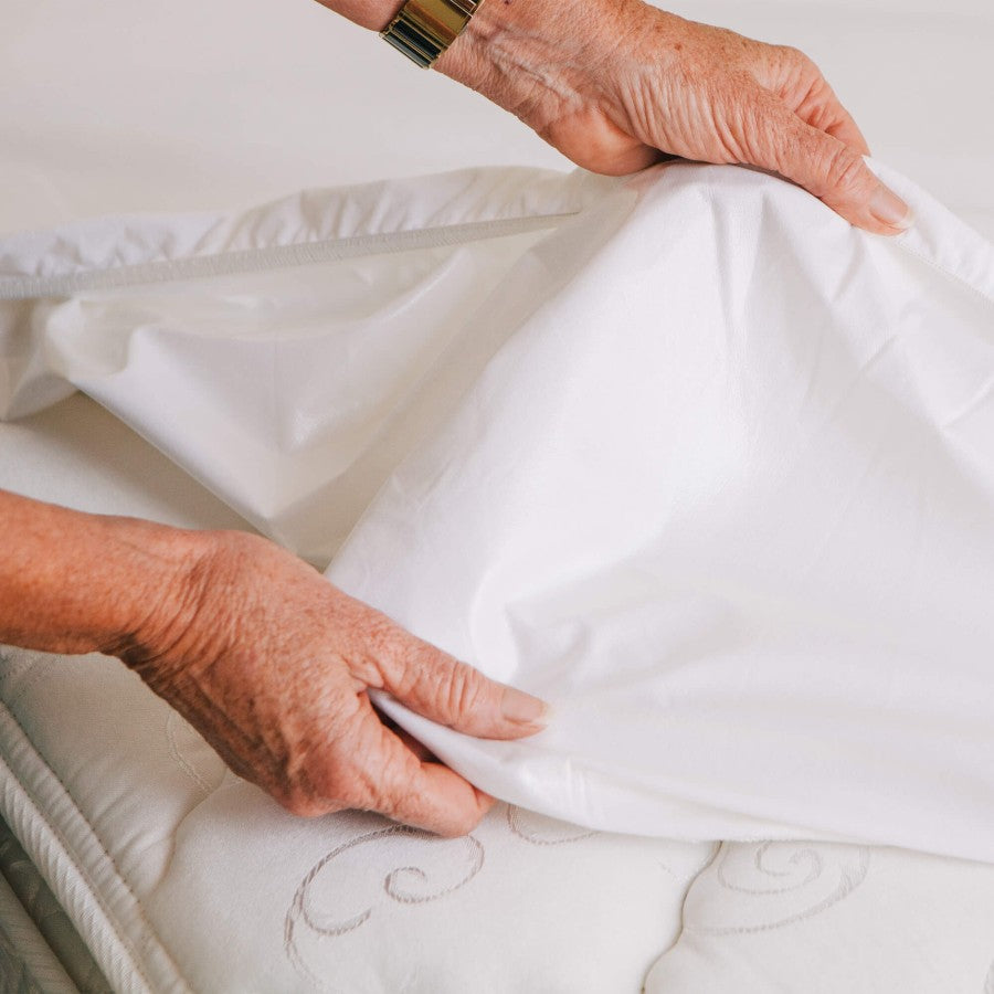 Conni Micro-Plush - King Single Waterproof Fitted Sheet