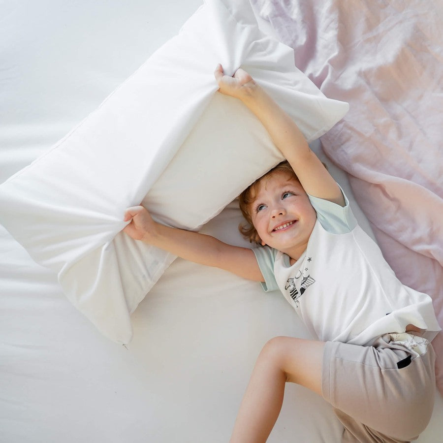 Conni Micro-Plush - Super King Waterproof Fitted Sheet - White